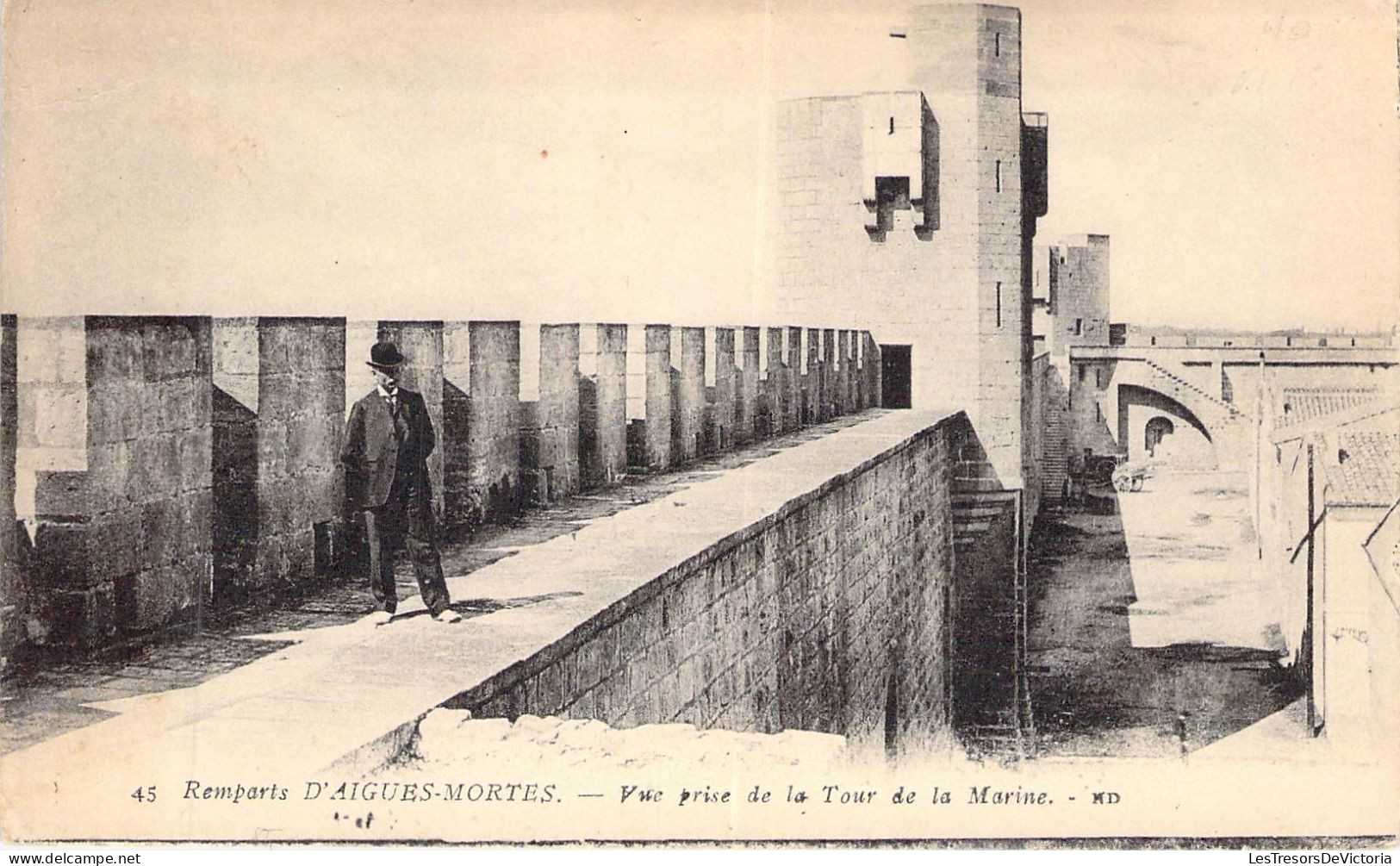 FRANCE - 30 - AIGUES MORTES - Vue Prise De La Tour De La Marine -  Carte Postale Ancienne - Aigues-Mortes