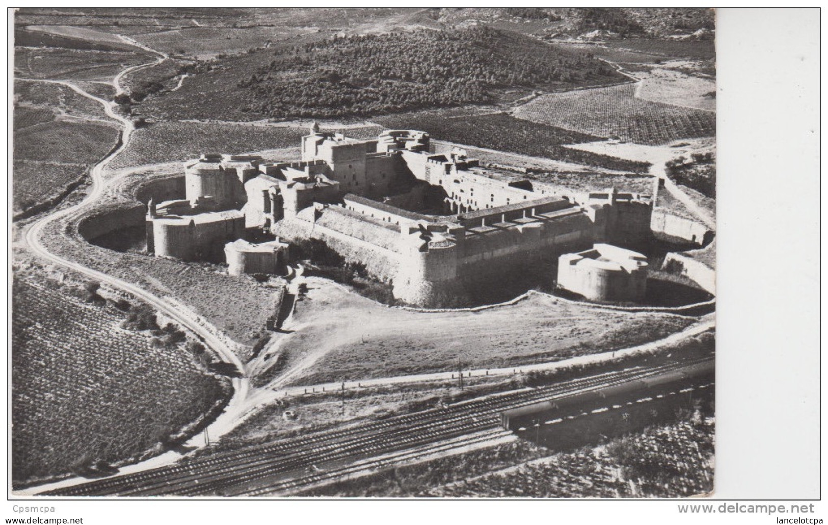 66 - SALSES / VUE AERIENNE SUR LE CHATEAU - Salses