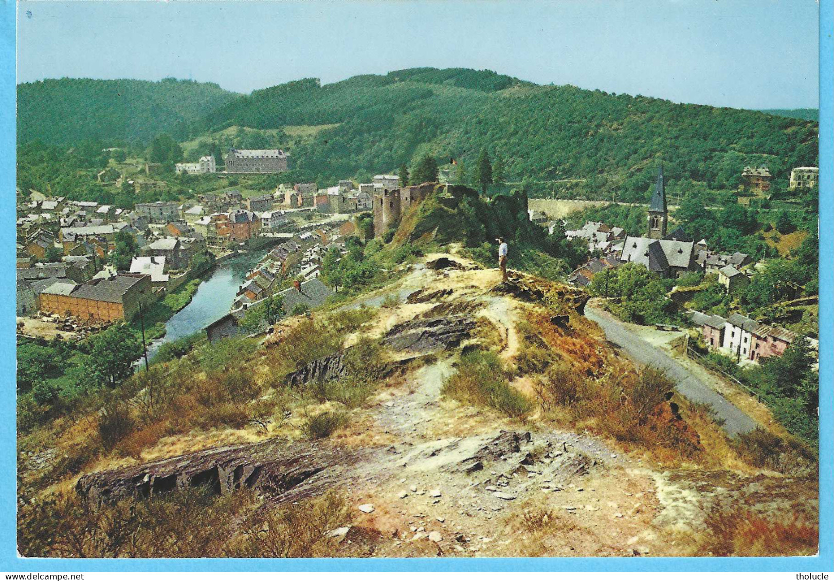 La Roche En Ardenne-+/-1970-Très Beau Panorama Sur La Ville, Le Vieux Château Et L'Eglise Saint-Nicolas - La-Roche-en-Ardenne