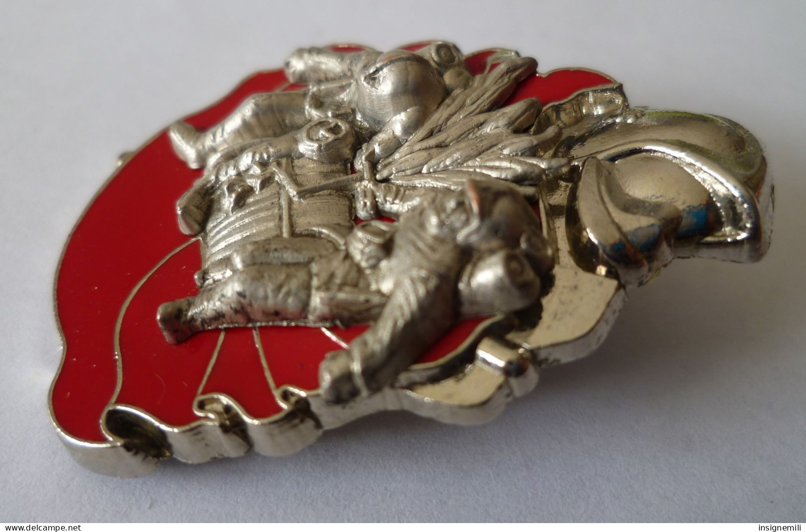 INSIGNE Pin' S SAPEURS POMPIERS - Pompiers