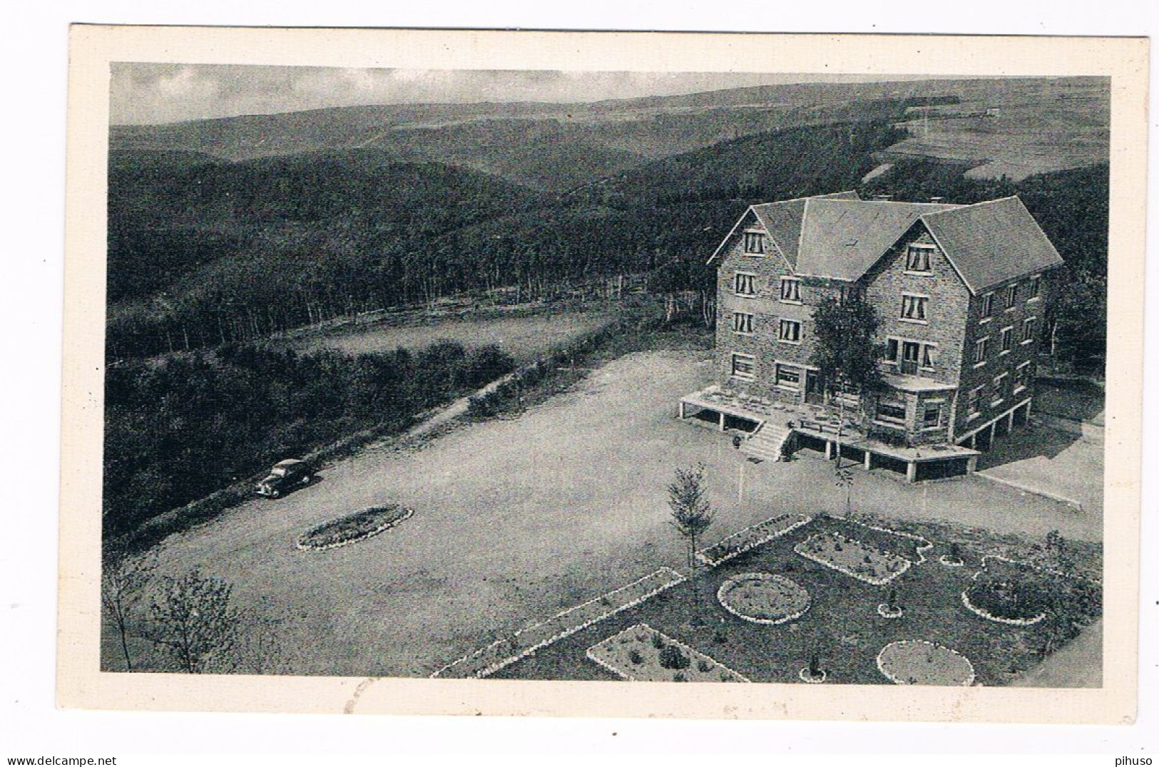 B-9487  NISRAMONT : Hotel Des Rochers Du Herou - La-Roche-en-Ardenne