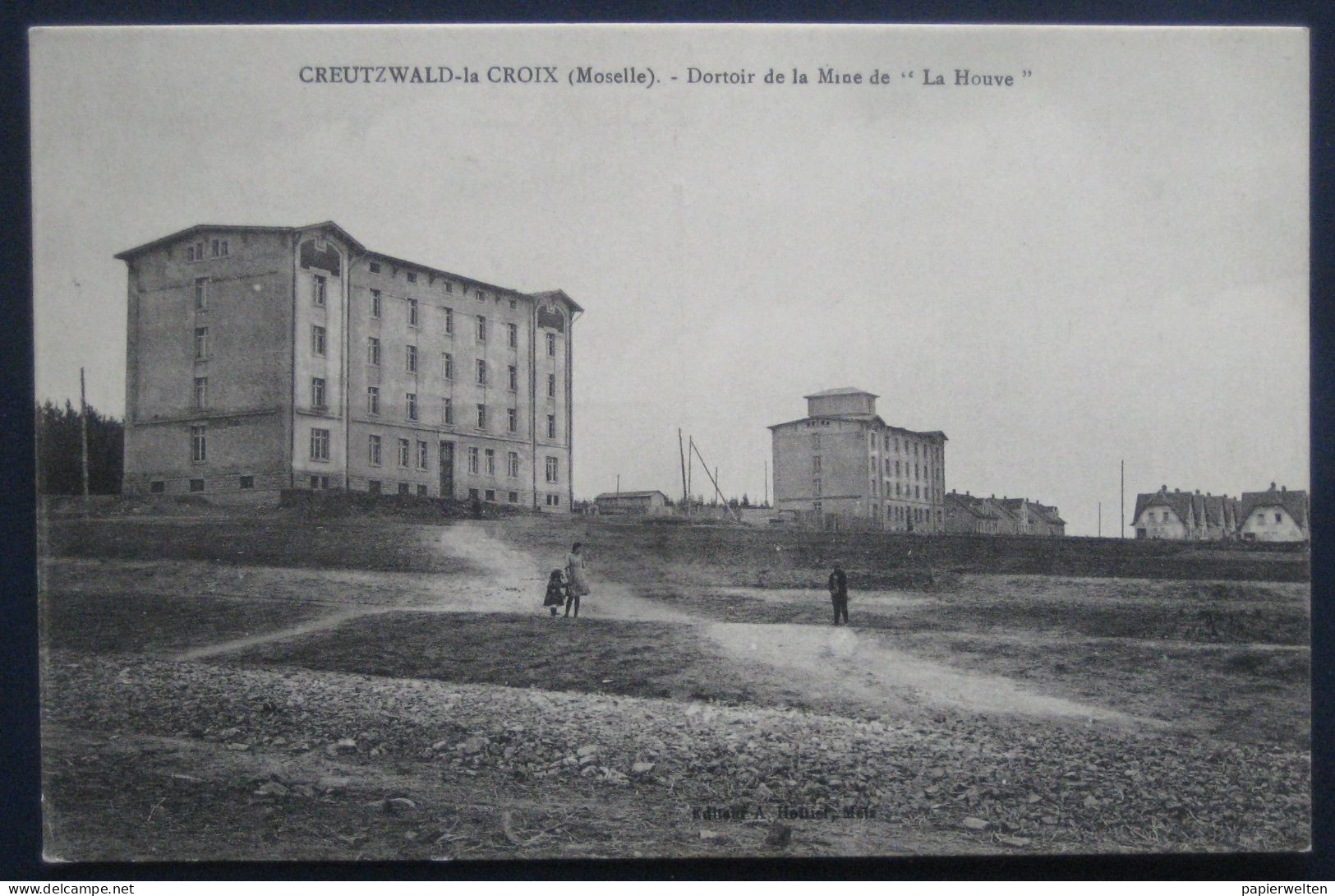 57 Warndt Creutzwald.la Croix - Dortoir De La Mine De "La Houve" - Creutzwald