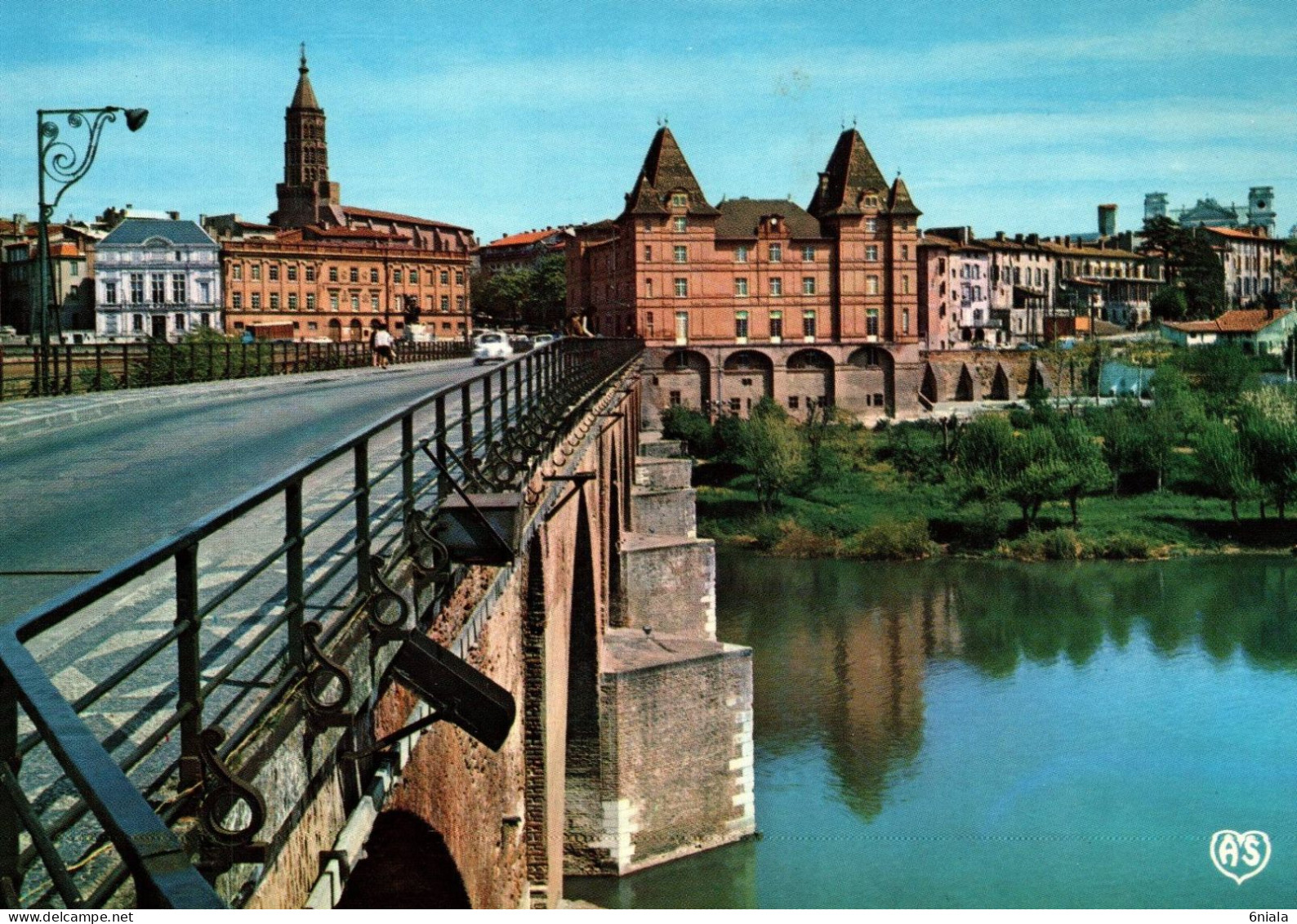 17392 MONTAUBAN Vue Panoramique Sur Le Pont Vieux Et Le Tarn    (2 Scans)82 - Montauban