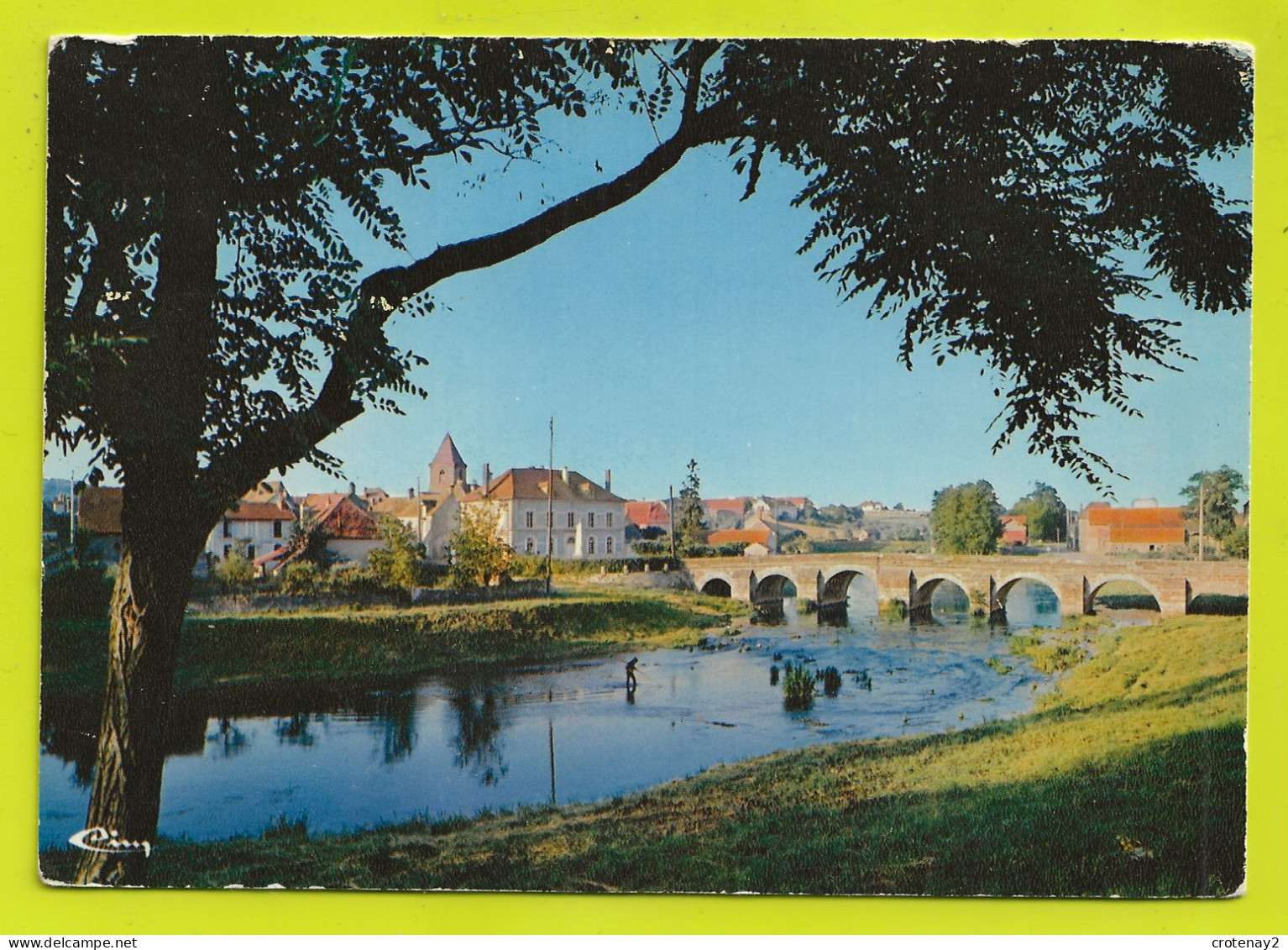 89 GUILLON Bords Du Serein Ecole Mairie Eglise En 1974 Beau Pont VOIR DOS - Guillon