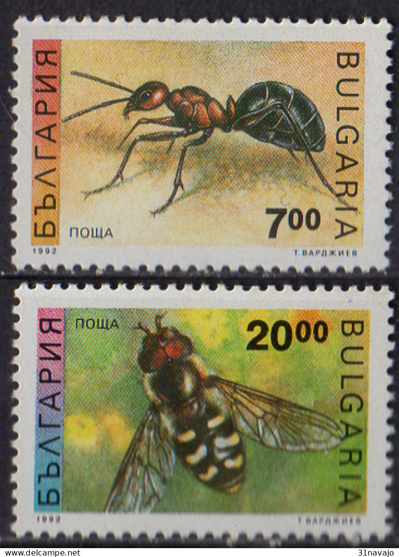 BULGARIE - Abeille Et Fourmi - Abeilles