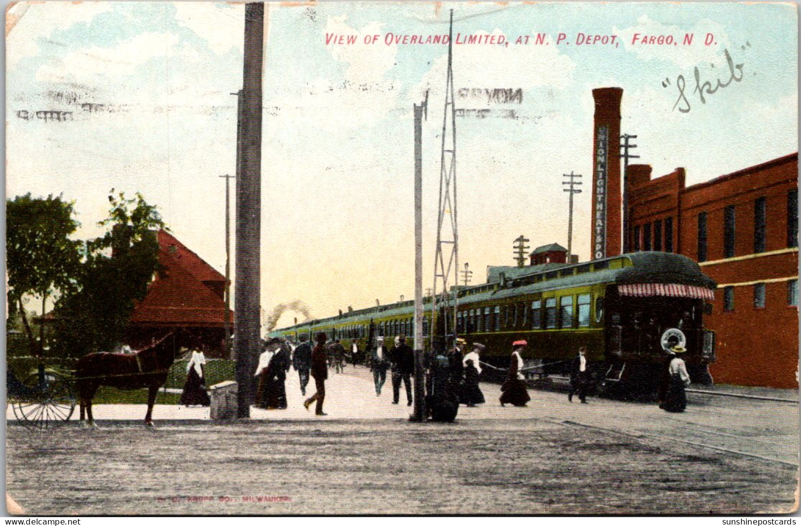 North Dakota Fargo The Overland Limited Train At The Northern Pacific Depot 1908 - Fargo