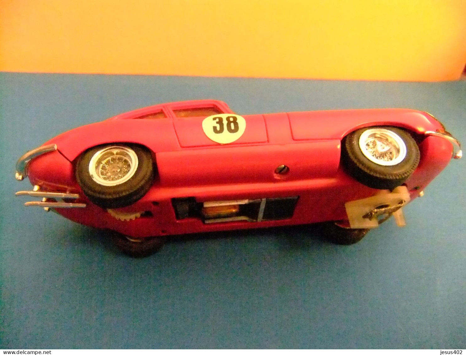 SCALEXTRIC EXIN JAGUAR E ROJO CON CAJA Y PAPELES ORIGINALES DE 1968 Ref. C34