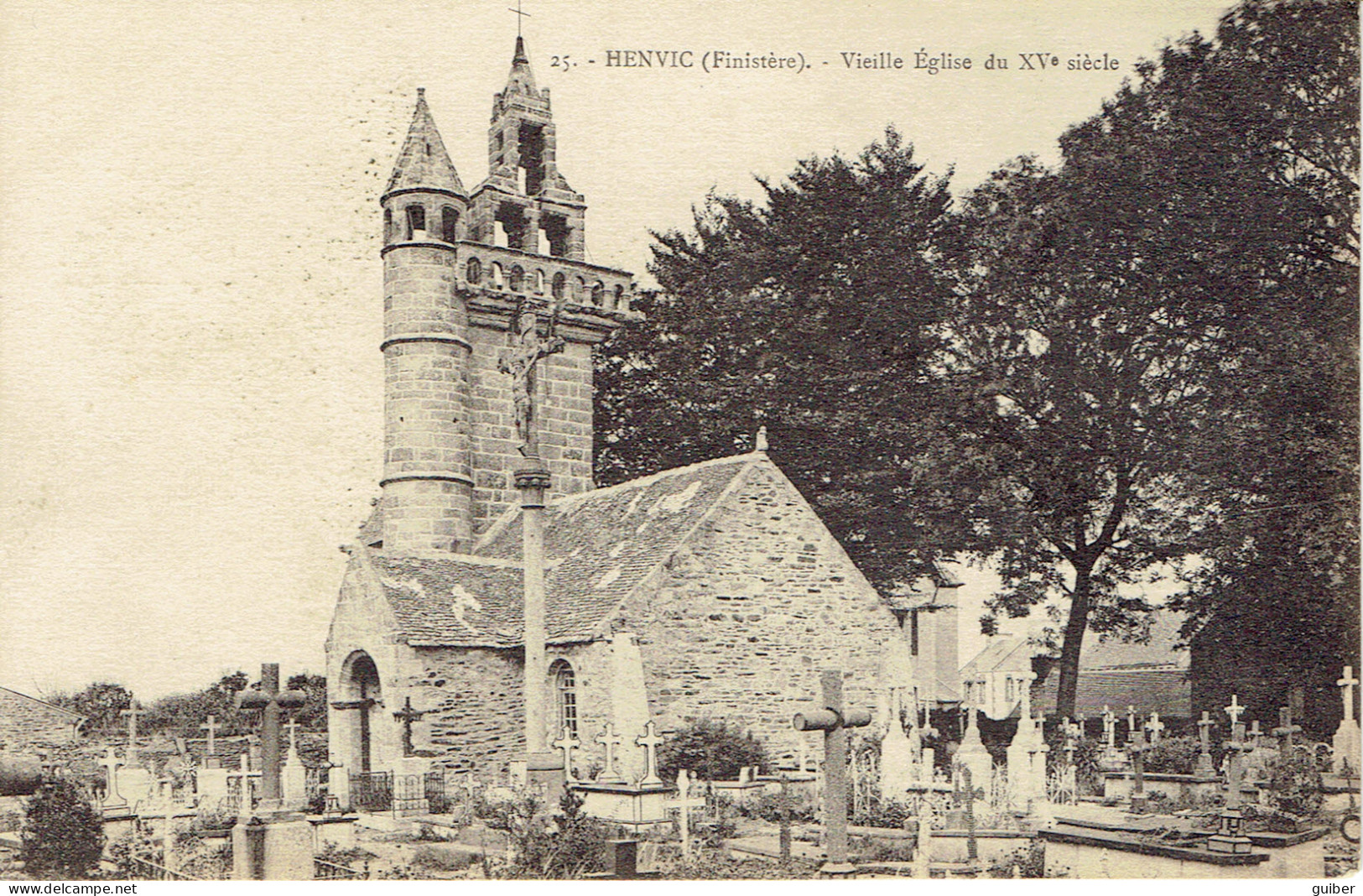 29 Henvic Vieille Eglise Cimetiere  - Morlaix