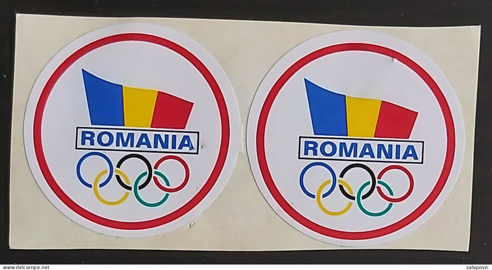 National Olympic Committee NOC ROMANIA, 2 Pieces Sticker  Label - Uniformes Recordatorios & Misc