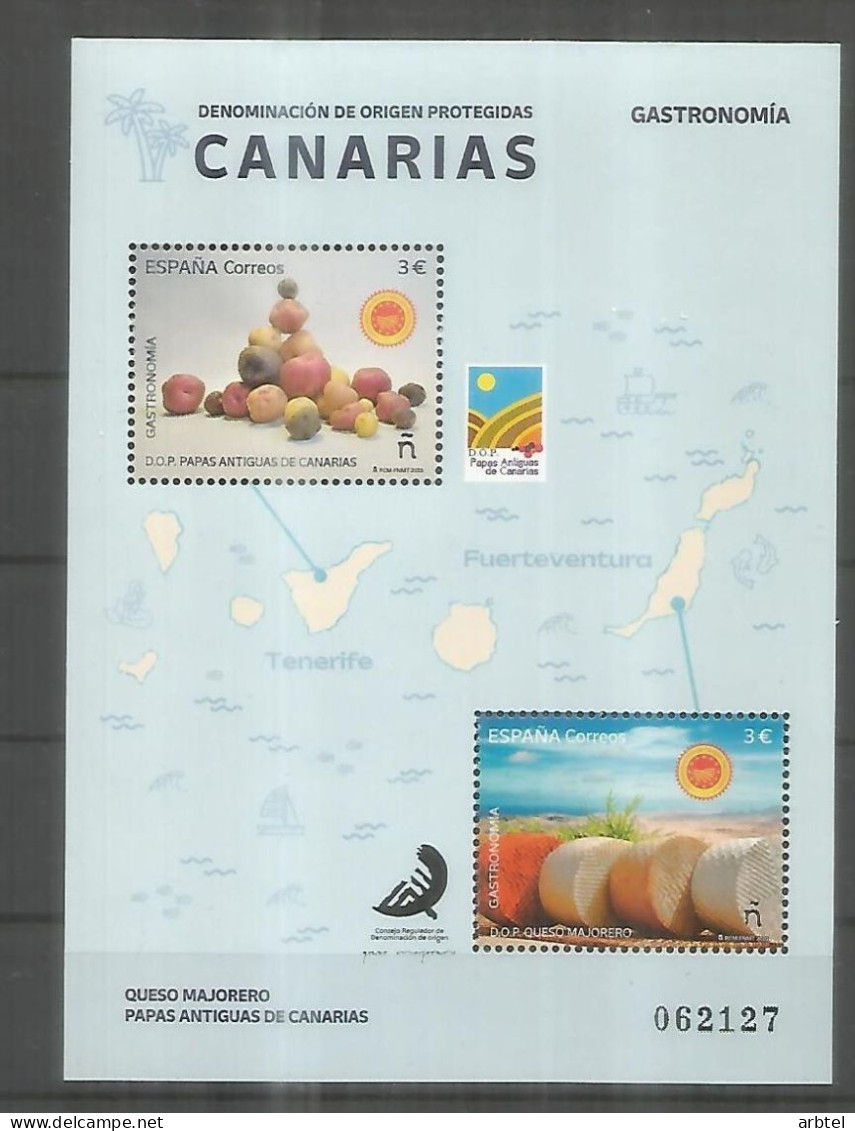 ESPAÑA 2023 CANARIAS GASTRONOMIA PAPAS QUESO CHEESE POTATO COMIDA FOOD - Alimentation