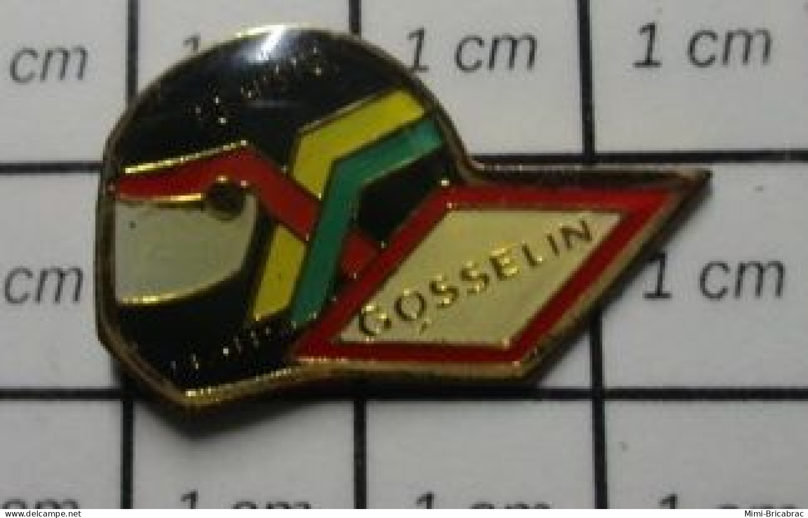 210AouB Pin's Pins / Beau Et Rare / SPORTS / F1 FORMULE 1 CASQUE INTEGRAL GOSSELIN - Car Racing - F1