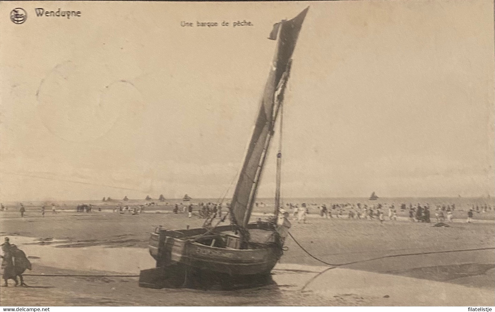 Wenduine. Vissersboot Op Het Strand - De Haan