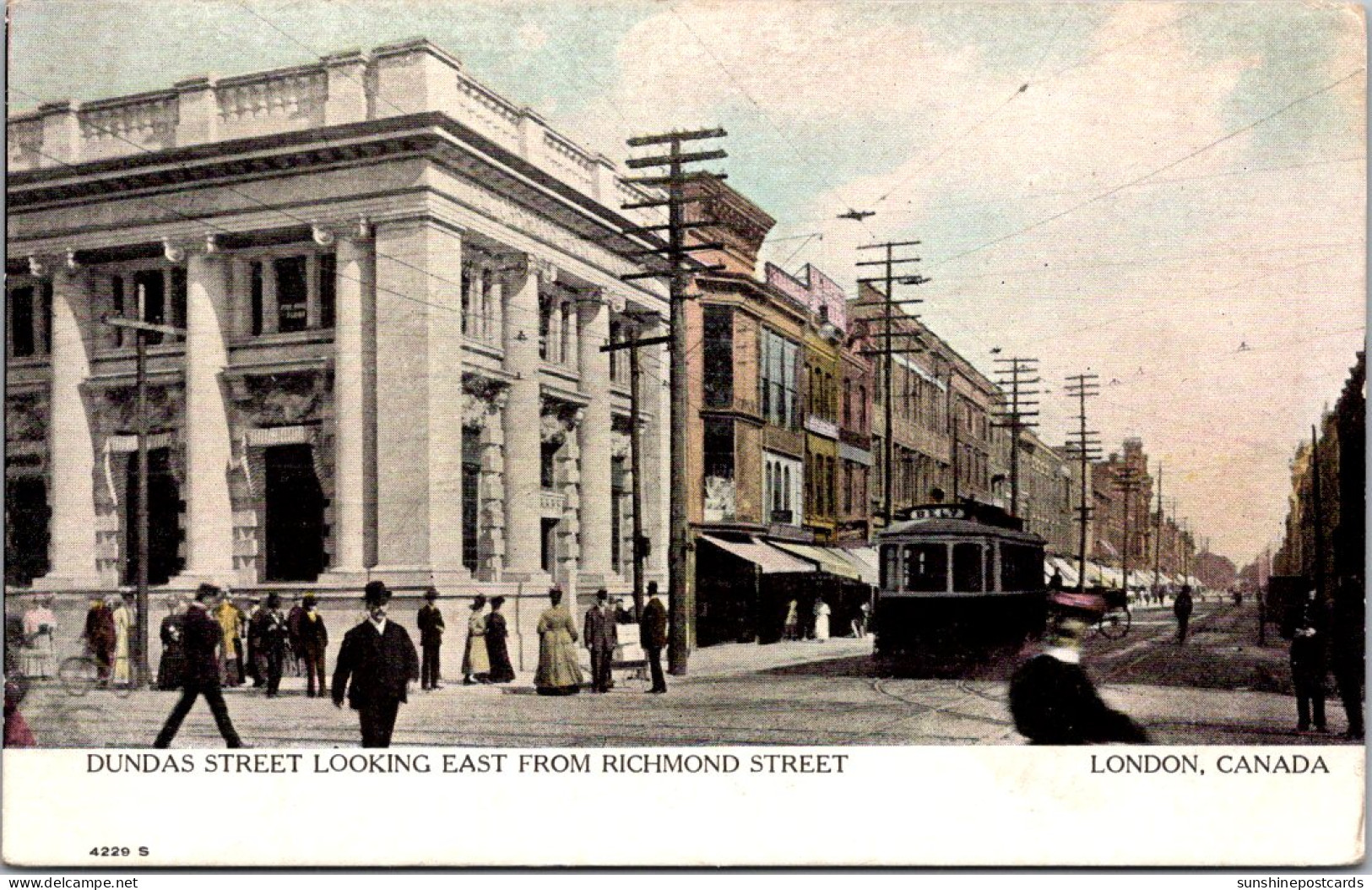 Canada Ontario London Trolley On Dundas Street Looking East From Richmond Street 1908 - London