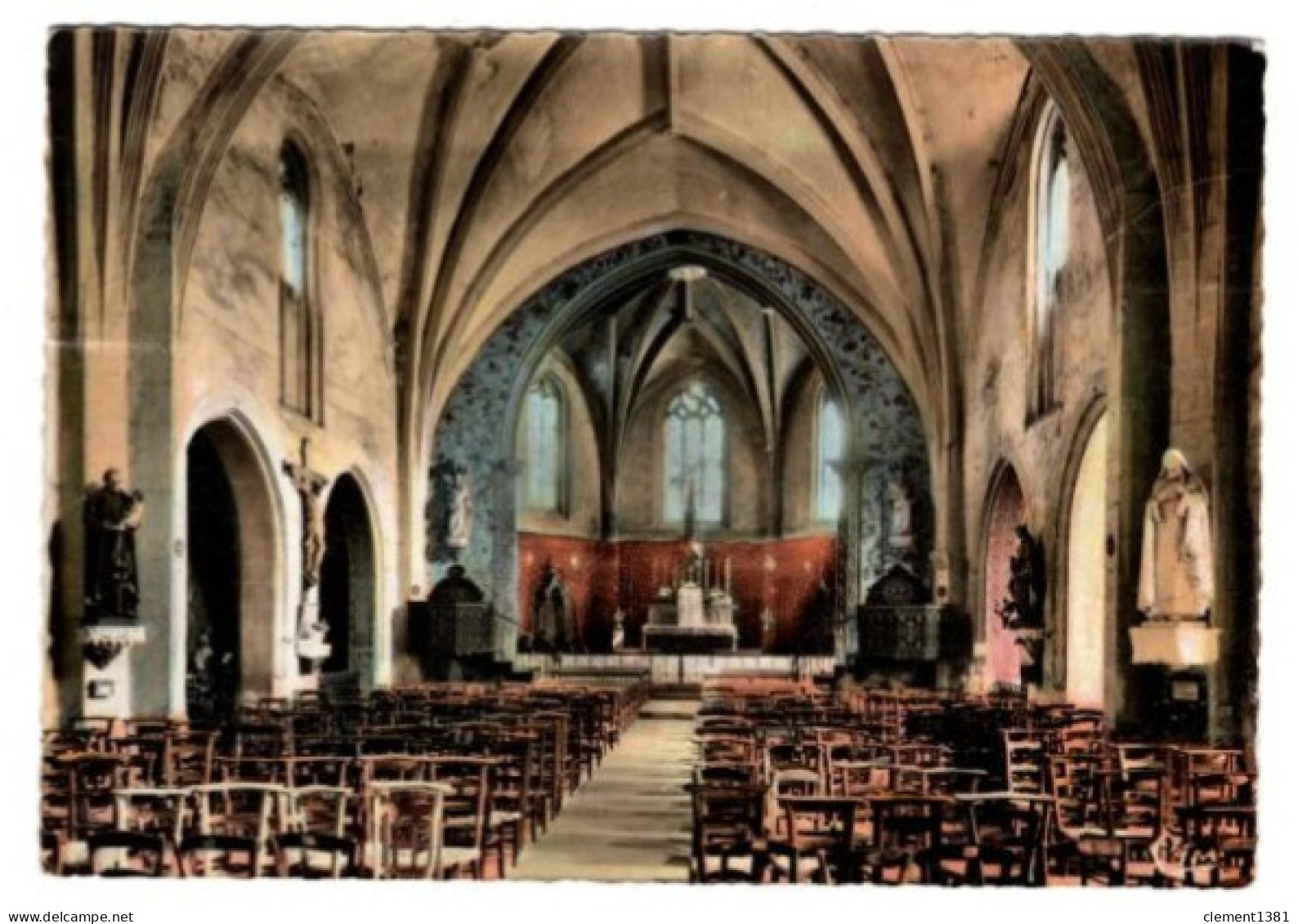 Sabres Interieur De L'eglise - Sabres