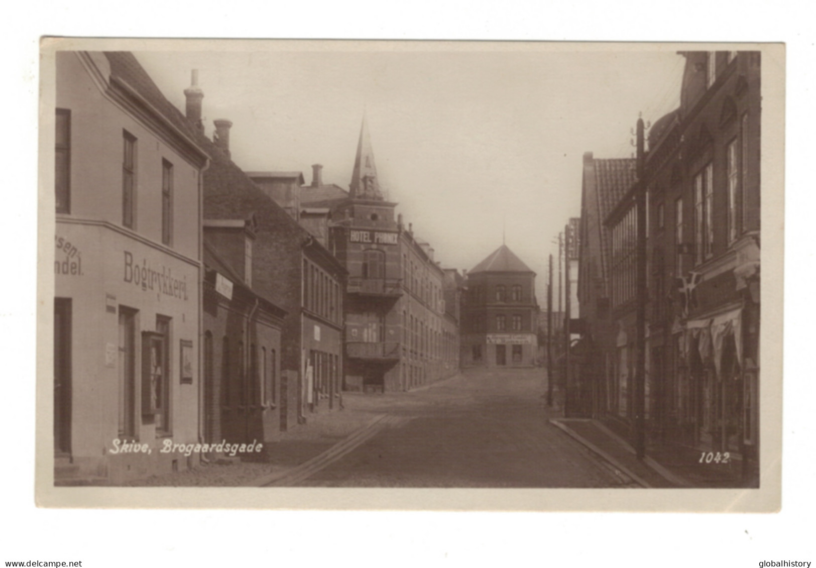 DH1464 - SKIVE - BROGAARDESGADE - HOTEL PHONIX - BOGTRYKKEI - CAFE - Danemark