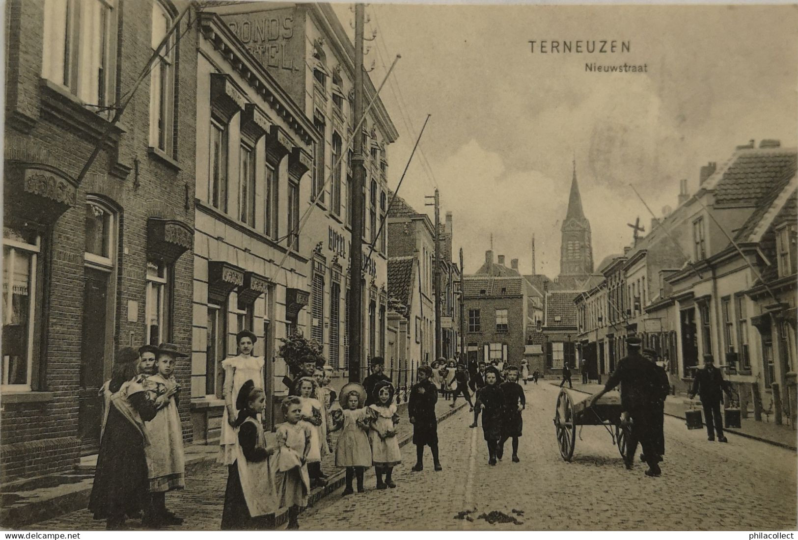 Terneuzen) Zld.) Nieuwstraat (Veel Volk) 1908 - Terneuzen