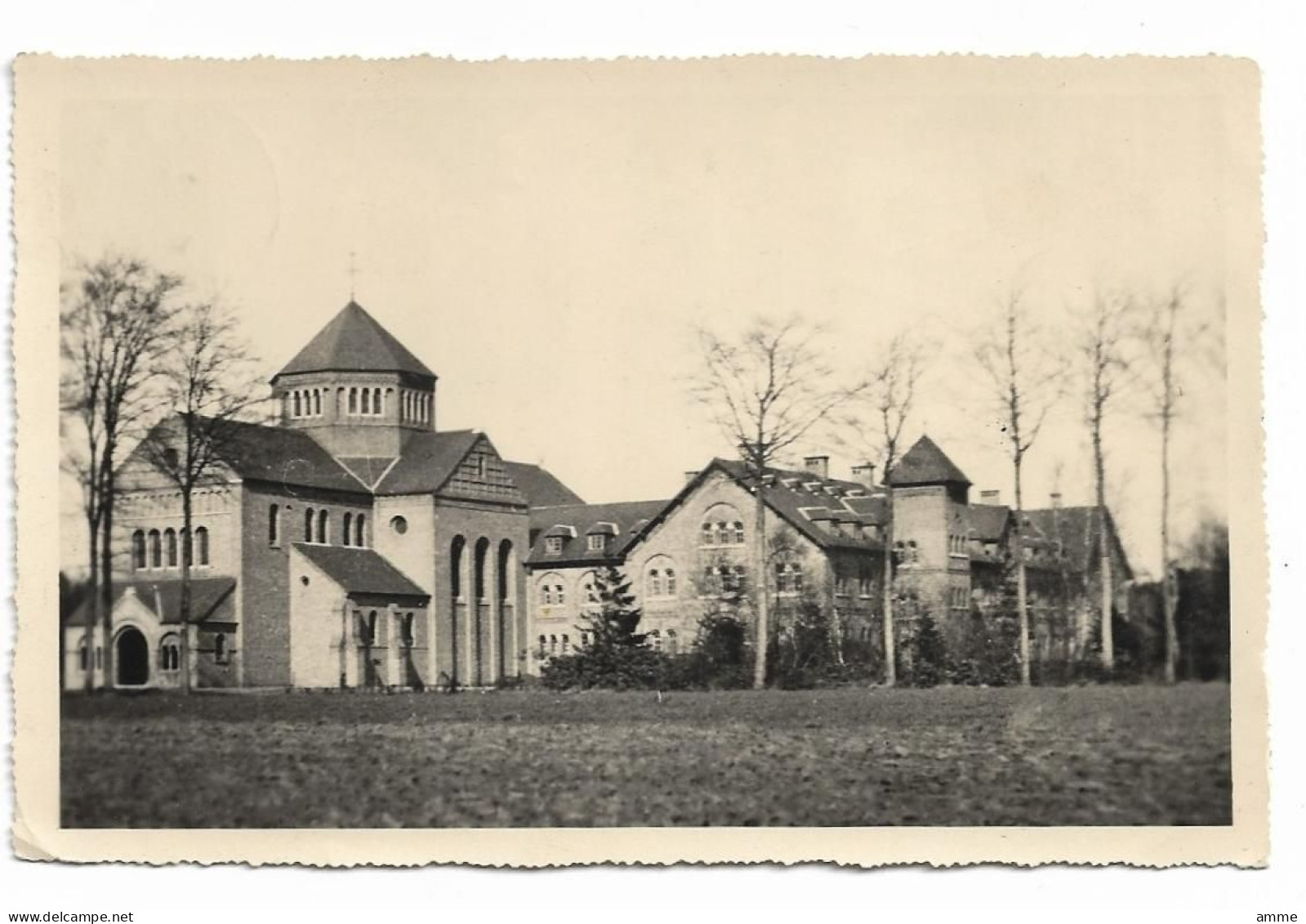 Loppem     *  Klooster Der Missie-Benedictinessen O.L.Vr. Van Bethanië - De Kerk En Het Klooster - Zedelgem