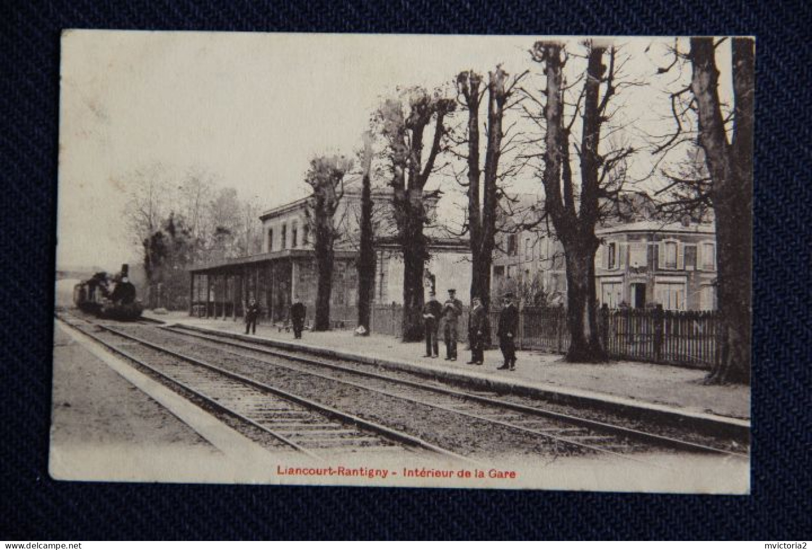 LIANCOURT RANTIGNY : Intérieur De La Gare - Liancourt