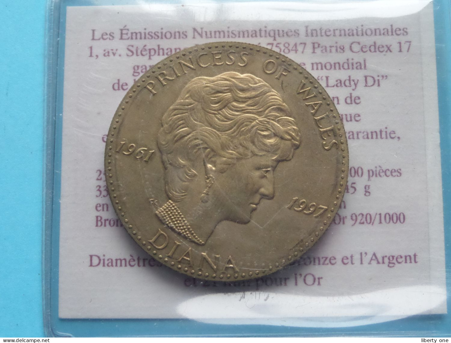 LADY DI - Diana Princess Of Wales 1997 ( See SCANS ) 33 Gr. / 41 Mm. ( Bronze ) 1961-1997 DIANA ( Belgium Coin ) ! - Souvenir-Medaille (elongated Coins)