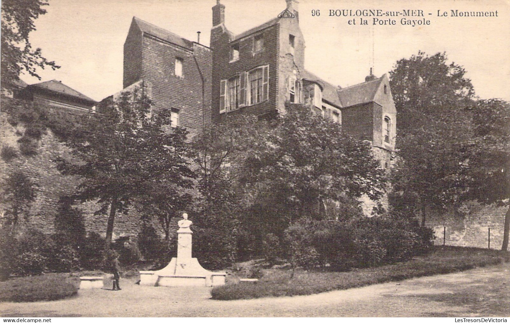 FRANCE - 62 - BOULOGNE SUR MER - Le Monument Et La Porte Gayole - LL - Carte Postale Ancienne - Boulogne Sur Mer