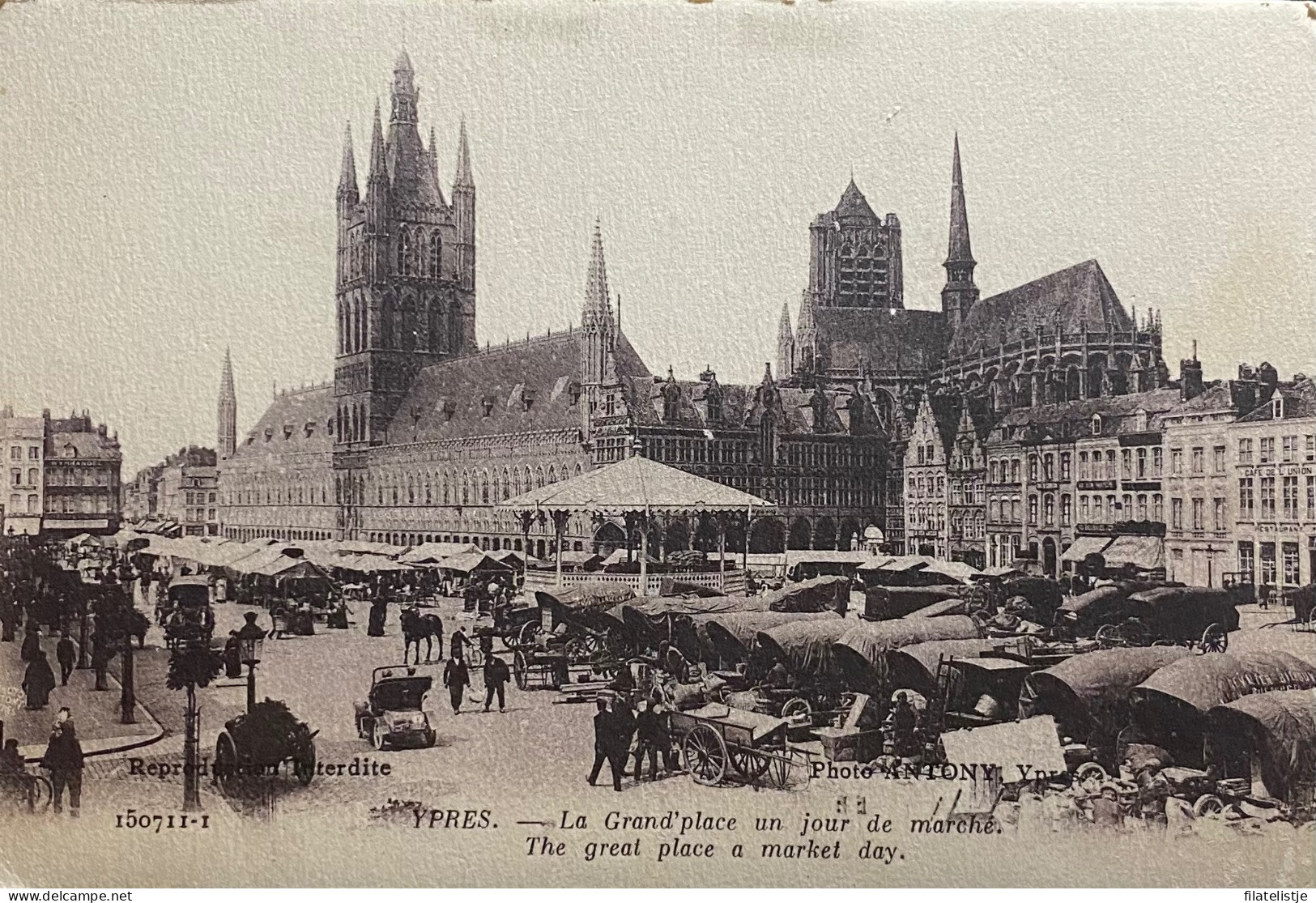 Ieper Grote Markt  Marktdag Per Koets - Ieper