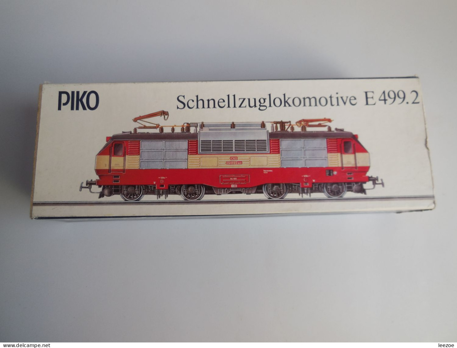 Schnellzuglokomotive E 499.2, PIKO Locomotive électrique ........2B...5 - Locomotive