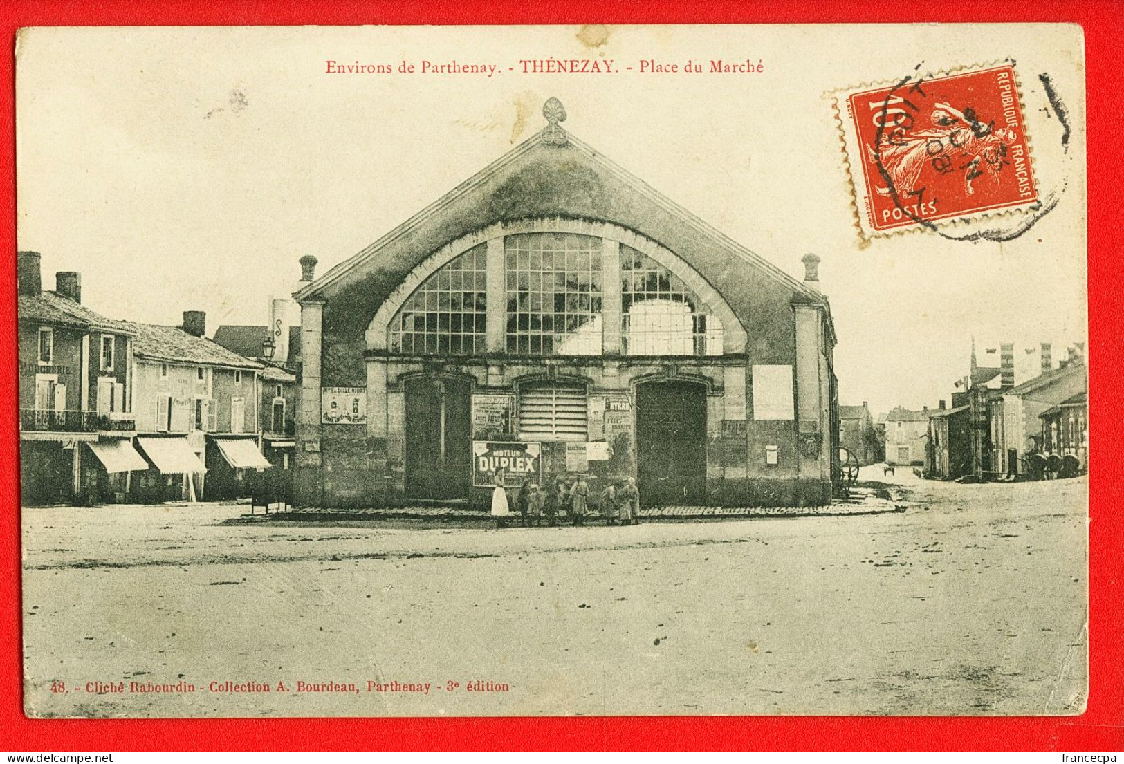 12394 - DEUX SEVRES - THENEZAY - Place Du Marché - Sauze Vaussais