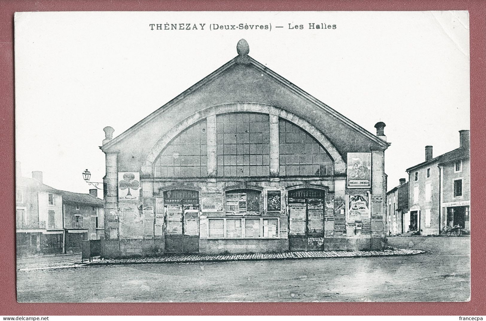 12399 - DEUX SEVRES - THENEZAY - Les Halles - Thenezay