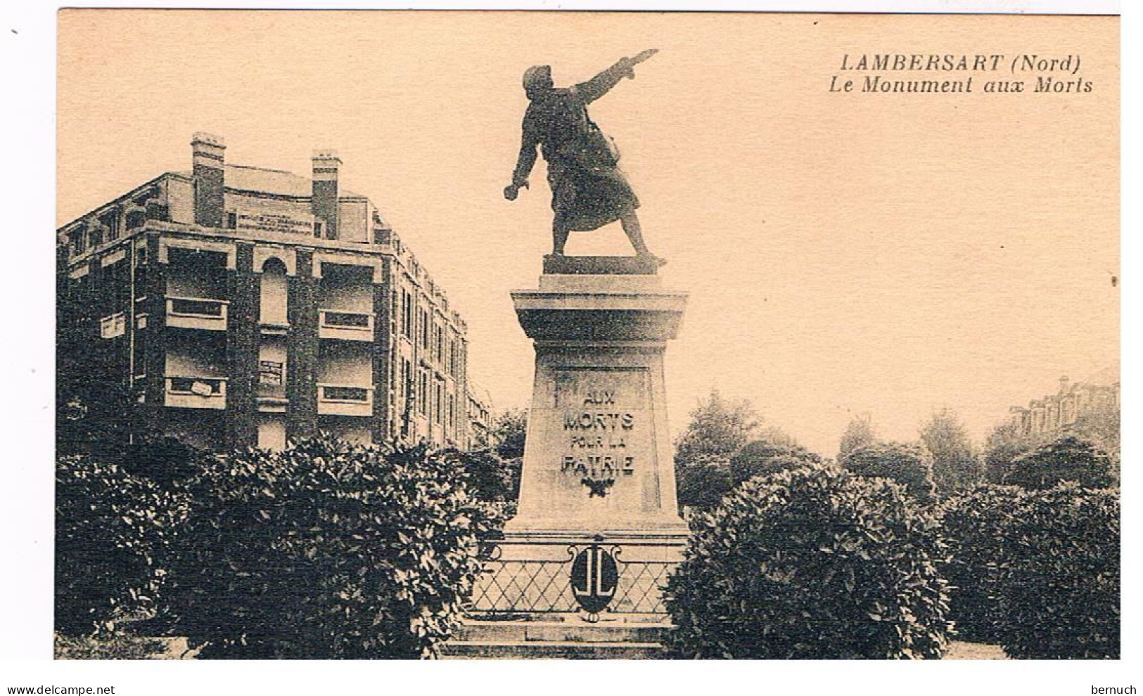 CPA LAMBERSART Monument Aux Morts - Monuments Aux Morts