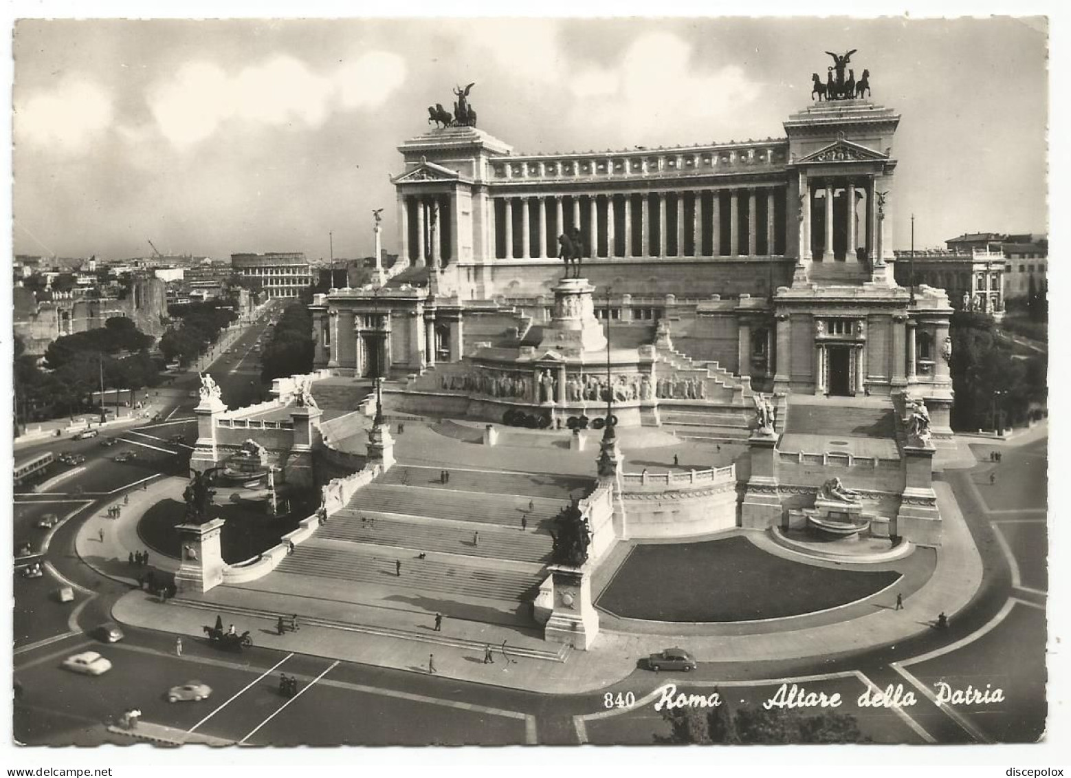 L3760 Roma - Altare Della Patria Monumento A Vittorio Emanuele II - Auto Cars Voitures / Viaggiata 1956 - Altare Della Patria