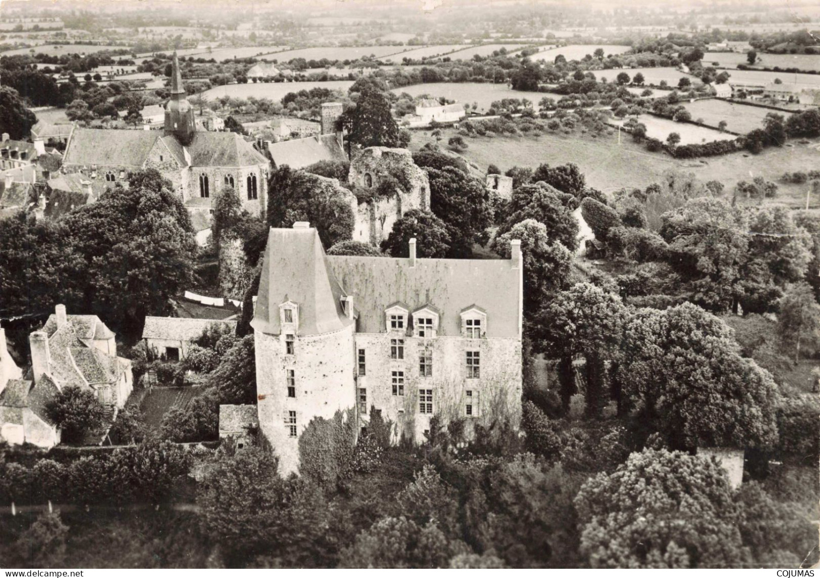 53 - STE SUZANNE - S16288 - Le Château - En L'état - CPSM 15x10 Cm - Sainte Suzanne