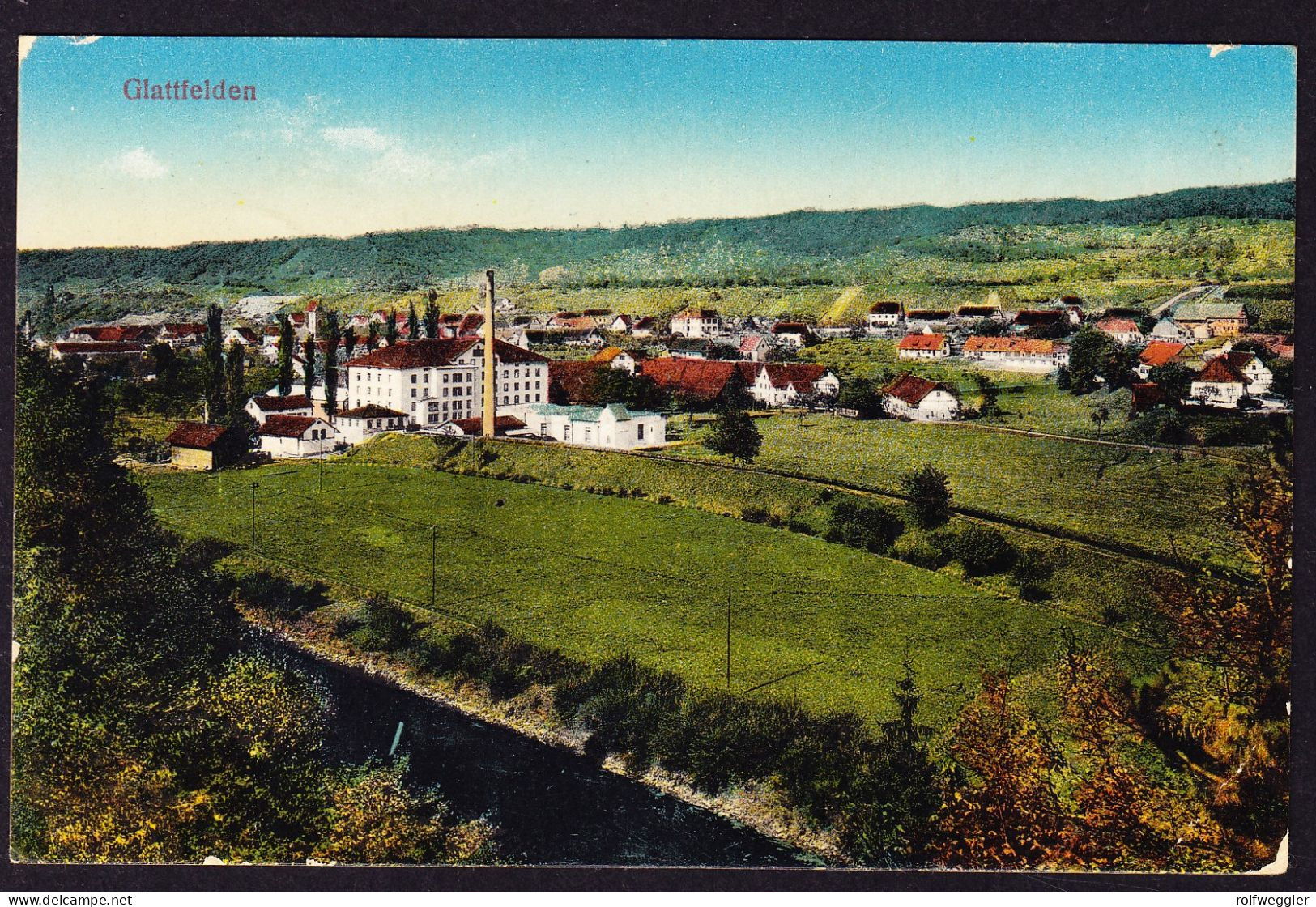 1930 Mit Feldpost Gelaufene AK Glattfelden Mit Fabrikgebäude. Kleiner Eckbug Unten Rechts. - Laufen-Uhwiesen 