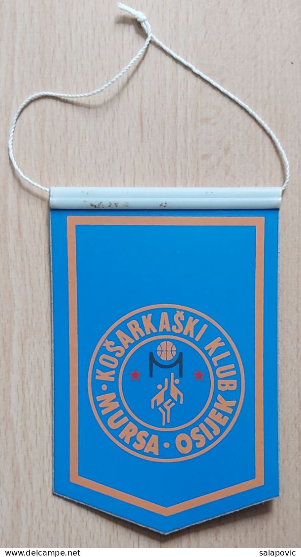 Kosarkaski Klub Mursa Osijek Croatia Basketball Club  PENNANT ZS 1 KUT - Abbigliamento, Souvenirs & Varie
