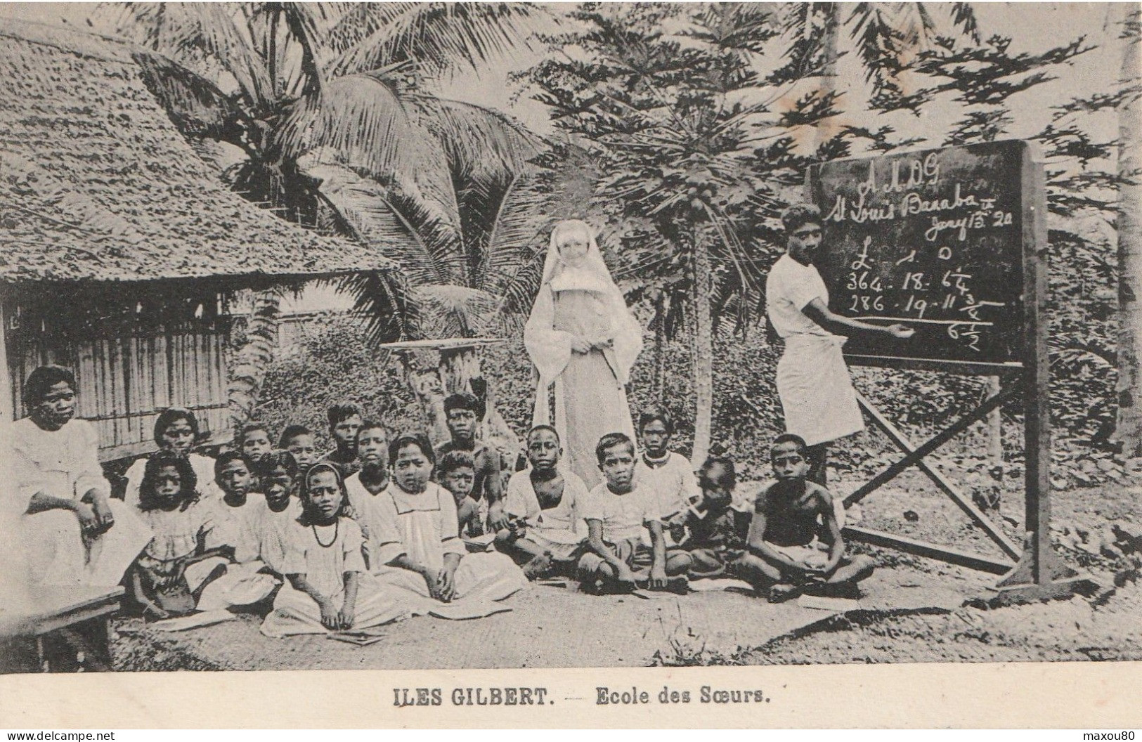 ILES GILBERT  Ecole Des Soeurs - Kiribati