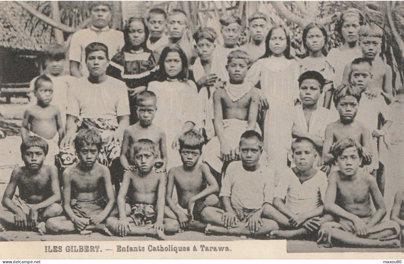 ILES GILBERT  Enfants Catholiques à Tarawa - Kiribati