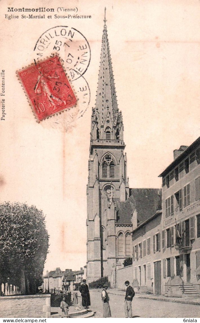 17634  MONTMORILLON Eglise Saint Martial Et Sous Préfecture     (2 Scans) 86 - Montmorillon