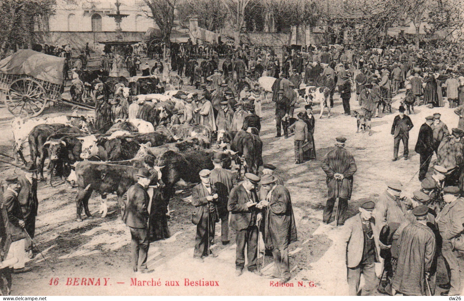 Bernay (Eure) Le Marché Aux Bestiaux, Les Maquignons - Edition N.G. Nouvelles Galeries - Carte N° 16 Non Circulée - Bernay