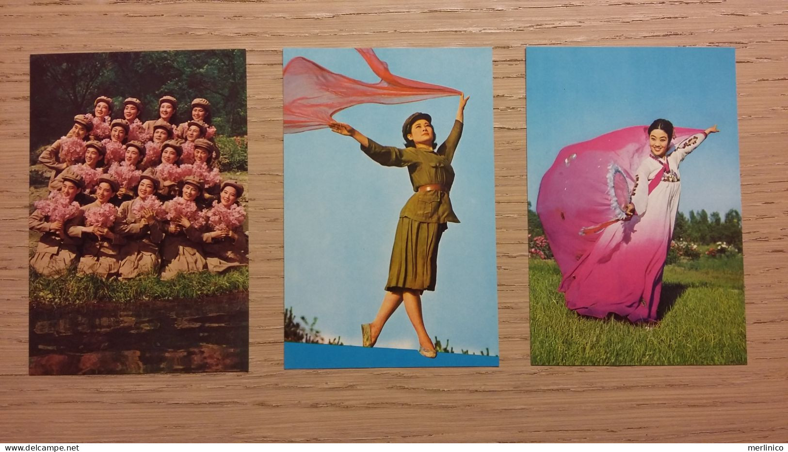 DNRK, North Korea, Mansudae Art Troupe, Set Of Postcards - Corea Del Norte