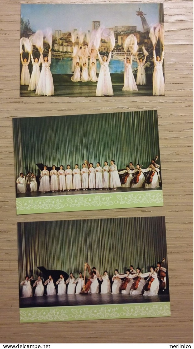 DNRK, North Korea, Mansudae Art Troupe, set of postcards