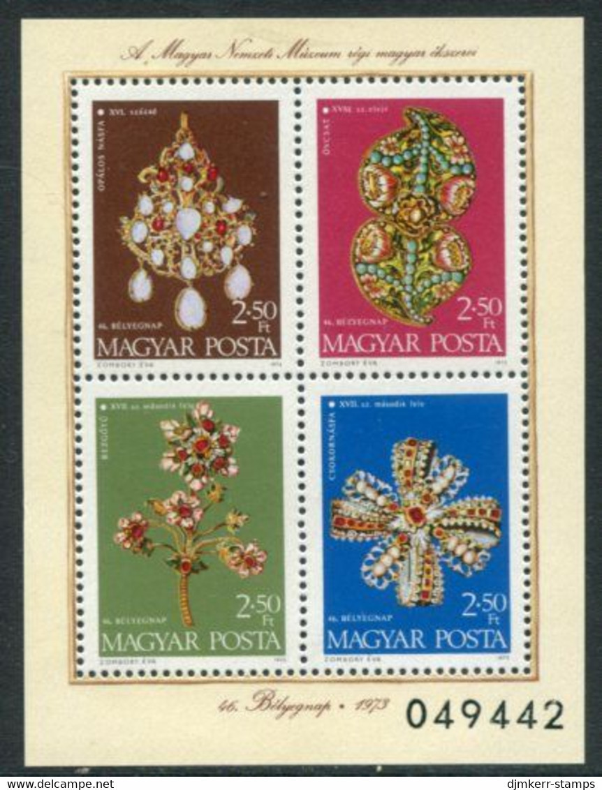 HUNGARY 1973 Stamp Day: Jewellery Block MNH / **.  Michel Block 100 - Unused Stamps