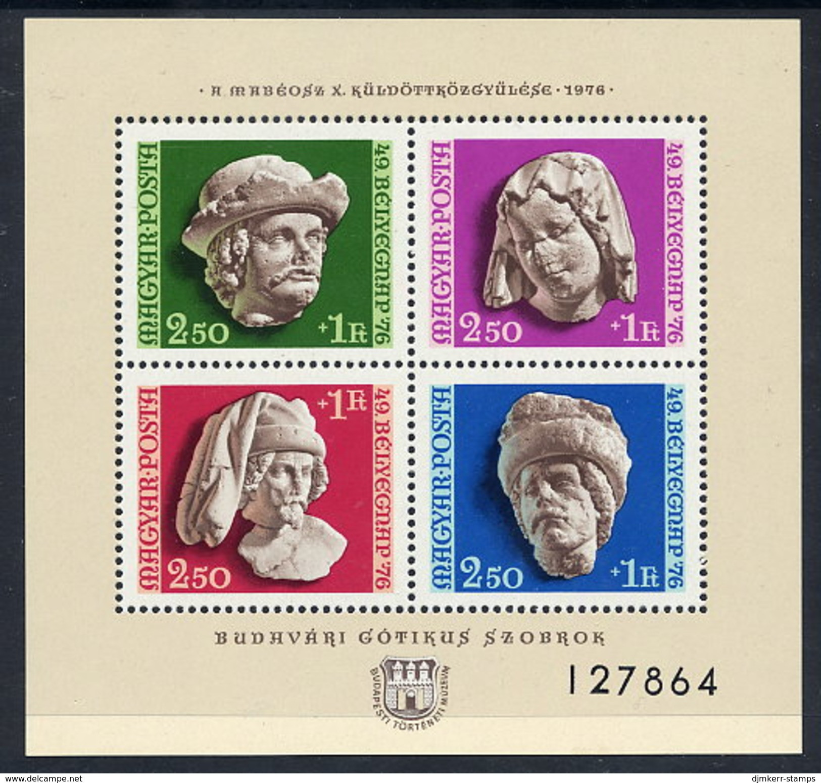 HUNGARY 1976 Stamp Day Block MNH / **.  Michel Block 118 - Blocks & Kleinbögen