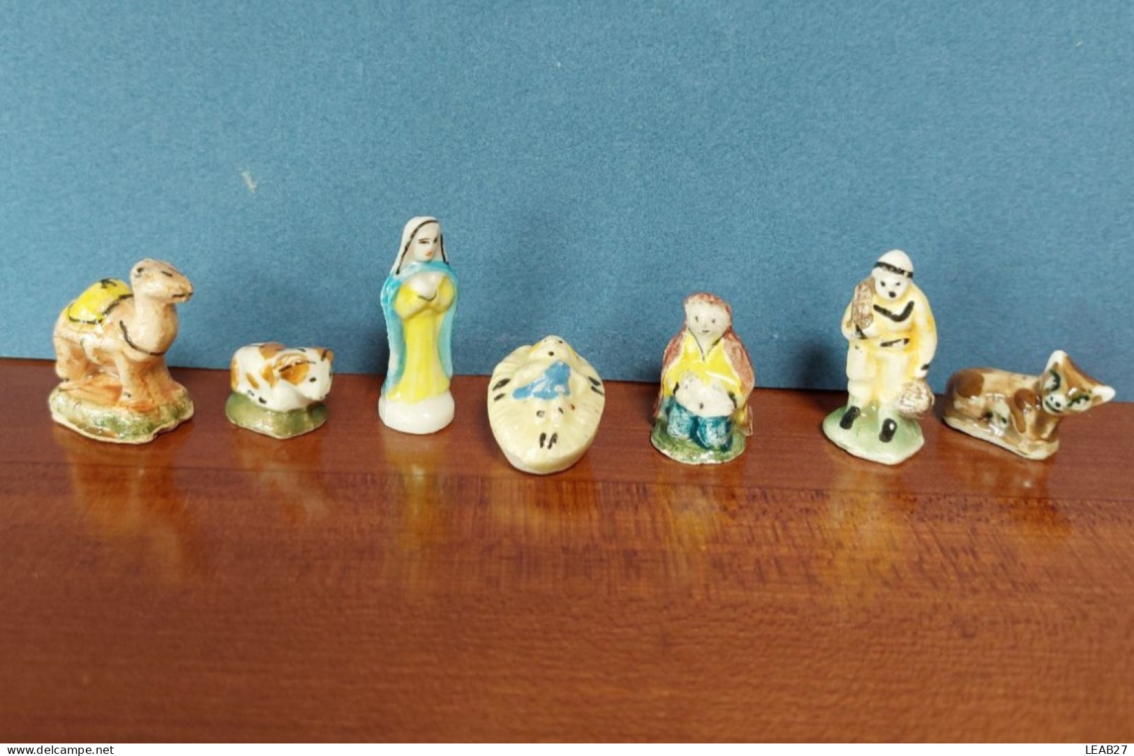 Lot De 20 Fèves Anciennes SANTONS Pour Crèche - Fait Main - Année 1985-1990 - Olds