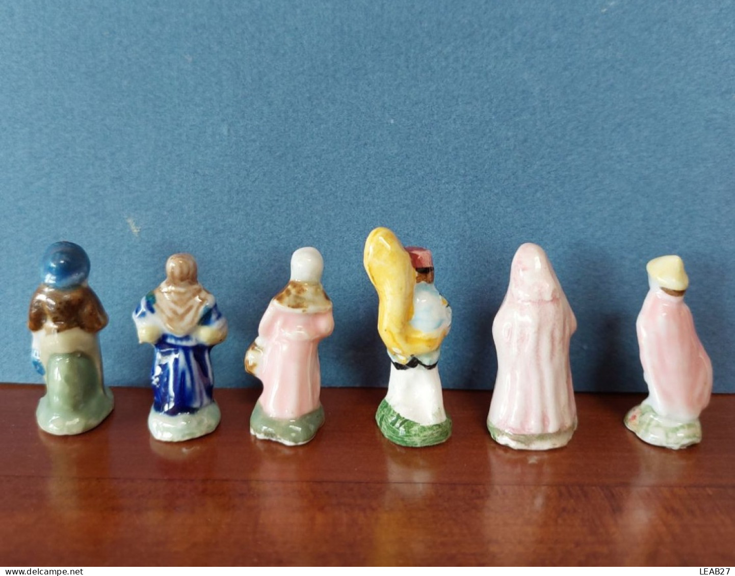 Lot de 18 fèves anciennes SANTONS pour crèche - fait main - Année 1985-1990