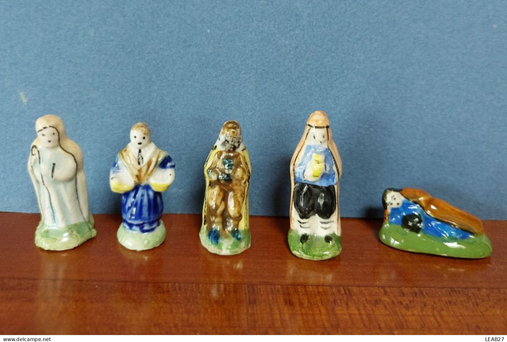 Lot De 17 Fèves Anciennes SANTONS Pour Crèche - Fait Main - Année 1985-1990 - Olds