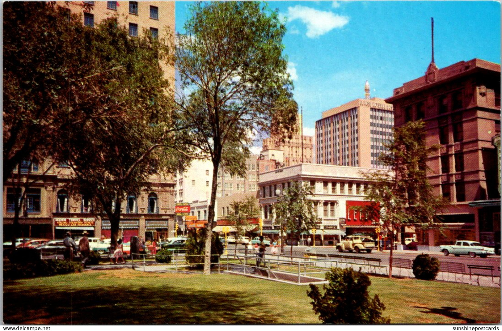 Texas El Paso Alligator Plaza Park - El Paso