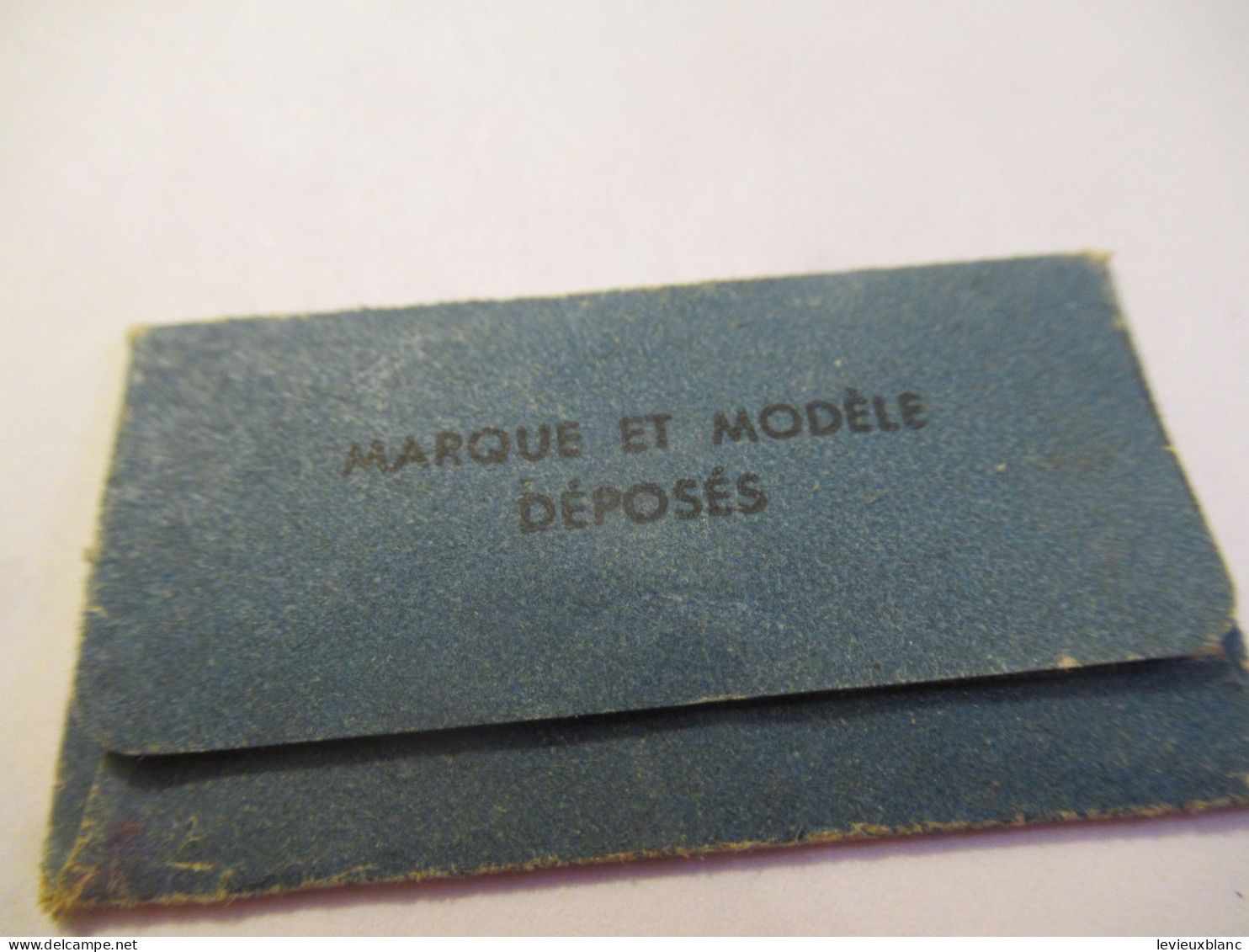 1 Lame De Rasoir / La Lame Du DIABLE/à Un Tranchant Du Diable /Made In France /Vers 1930-1940  PARF253 - Razor Blades