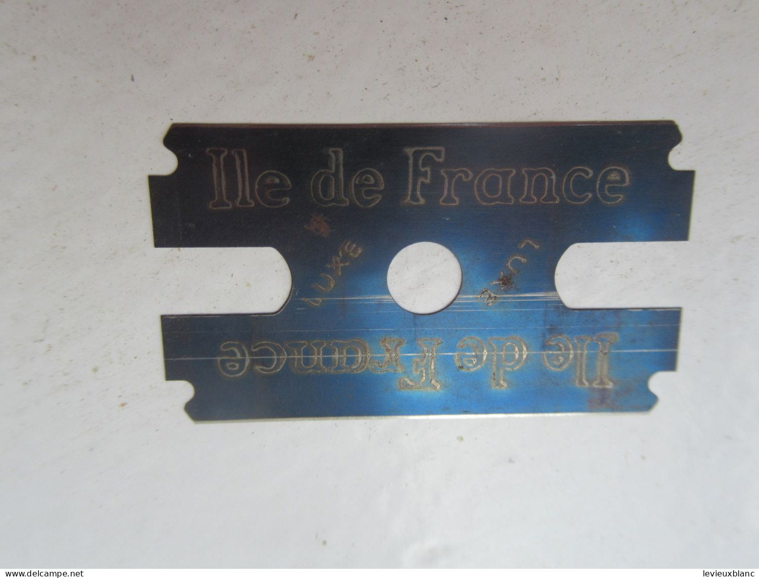 2 Lames De Rasoir Avec Enveloppes  / ILE DE FRANCE/ Luxe/ Licence Française ?/Made In France ?/Vers 1930-1940  PARF256 - Razor Blades