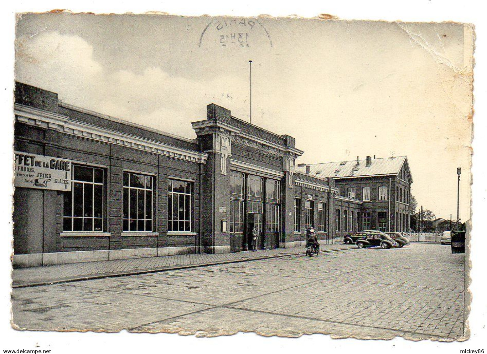 Belgique--ERQUELINNES--1961--La Gare  (voitures) - Erquelinnes