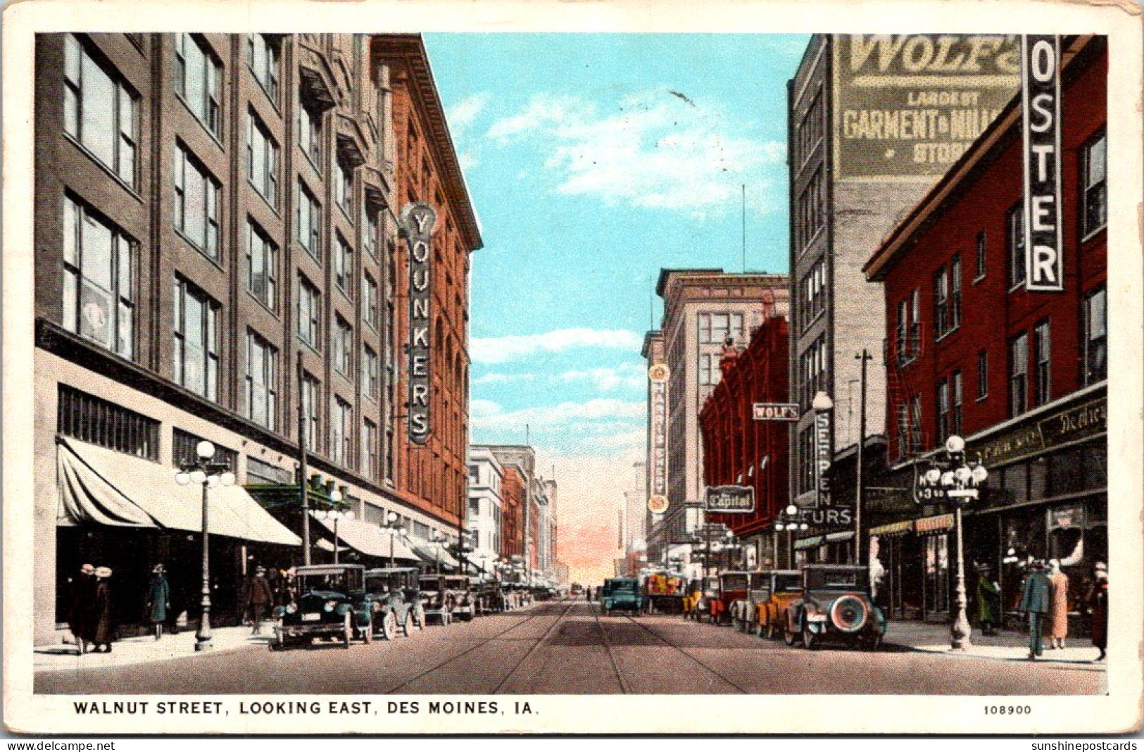 Iowa Des Moines Walnut Street Looking East 1941 Curteich - Des Moines