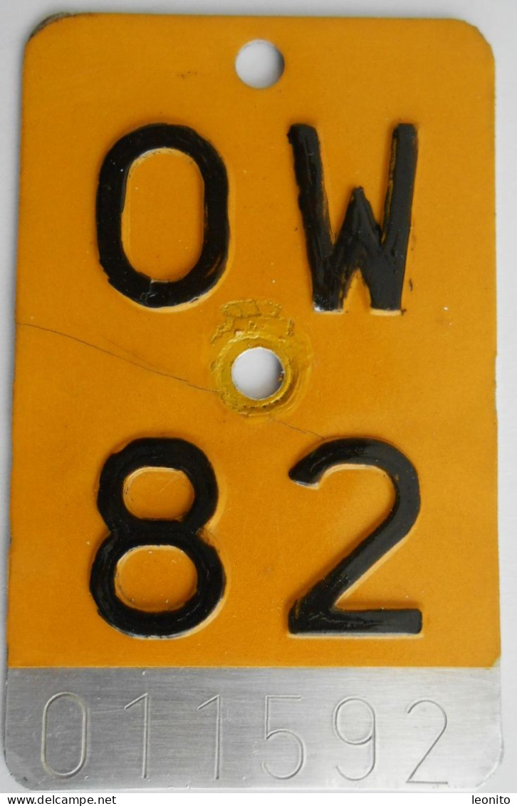 Mofanummer Velonummer Gelb Obwalden OW 82 - Number Plates